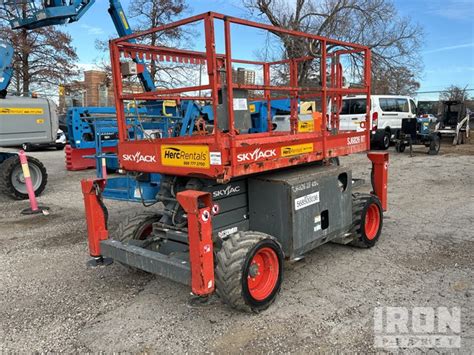 Skyjack Sj Rt Dual Fuel X Scissor Lift In St Louis Missouri