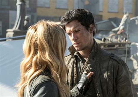 Foto De Drew Roy Falling Skies Foto Drew Roy Foto De