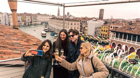 Venice From The Rooftops With Prosecco Tasting Italiatours