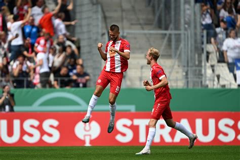 Rot Weiss Essen Vs Viktoria K Ln Zwei Treffer Von Arslan Ebnen Essen