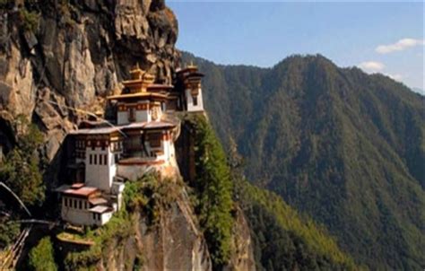 Beautiful 6 Days Paro To Thimphu Tour Package Thimphu Punakha Paro