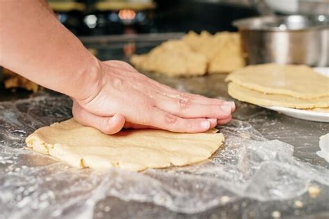 Premium Photo Woman39s Hands Making Homemade Arepas