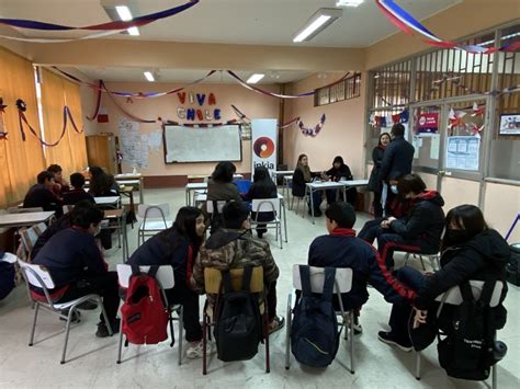 Primer Taller Socioemocional Escuela Hogar Charrúa en convenio con