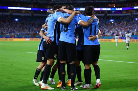 Nunez N S Ng Uruguay Ra Qu N Copa America Thu N L I