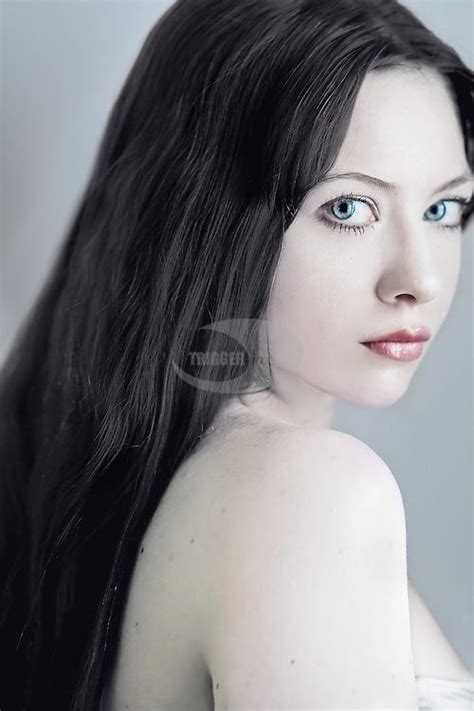 A Close Up Of A Girl With Black Hair And Pale Skin In 2019 Hair Pale