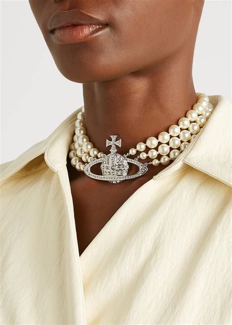 Vivienne Westwood Three Row Pearl Bas Choker