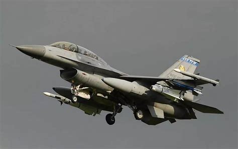 台“空军”f 16失事 美式战机“依赖症”弊端更加凸显凤凰网军事凤凰网