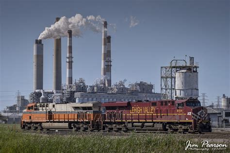 NS Interstate And Lehigh Valley Heritage Units At Yankee Town IN Jim