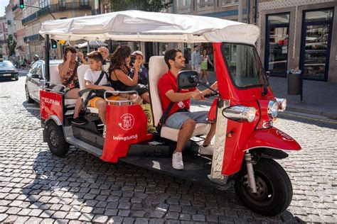 Oporto Visita guiada de la ciudad en Tuk Tuk y crucero por el río