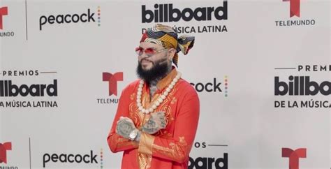 Farruko reitera su fe en Jesús y anuncia detalles de su nuevo álbum