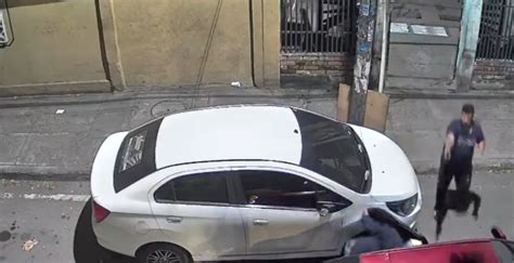 Dueño de auto dispara a ladrón de autopartes VIDEO