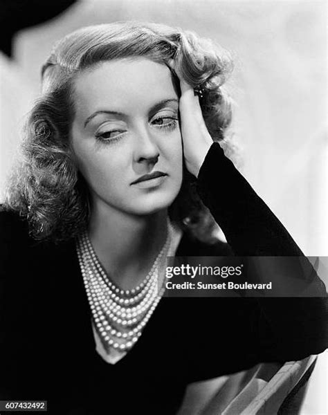 Young Bette Davis Photos and Premium High Res Pictures - Getty Images