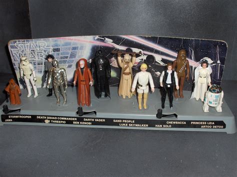 The original KENNER '12-back' action figures from 1978 on the action display stand. | Star wars ...