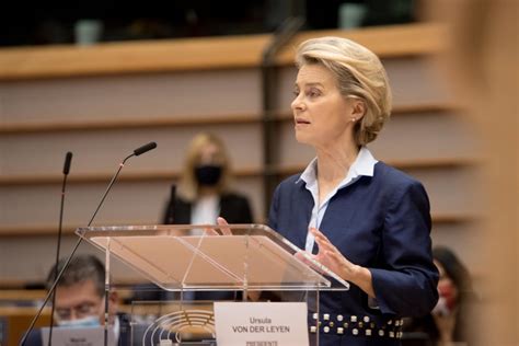 Covid L Ue Accelera Sui Vaccini Von Der Leyen Gli Stati Inizieranno