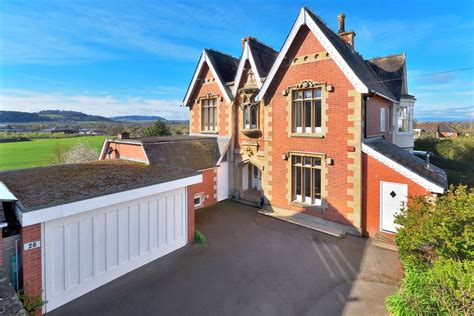 5 Bedroom Property Sold Stc Hampton Park Road Hereford