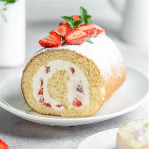 Strawberry Swiss Roll Cake Recipe Baking Like A Chef