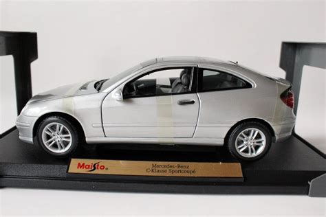 MAISTO MODELLAUTO 1 18 Mercedes Benz C Klasse Sportcoupé Kaufen auf