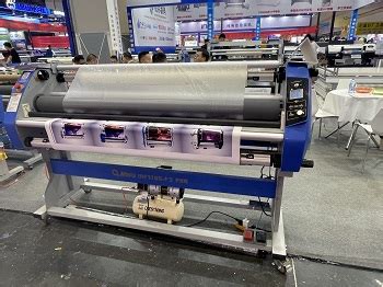 Wide Format Heat Assist Roll Laminator With Pneumatic Lifting System