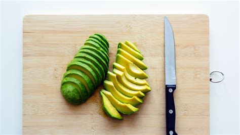 What Is Peritonitis? Symptoms, Causes, Diagnosis, Treatment, and Prevention