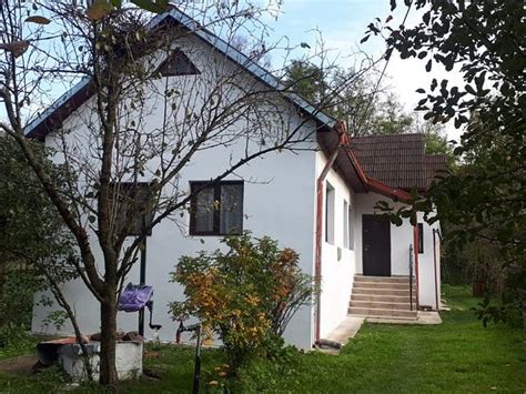 Vand Casa In Bughea De Sus Casa Vila Cu 3 Camere De Vanzare In Bughea