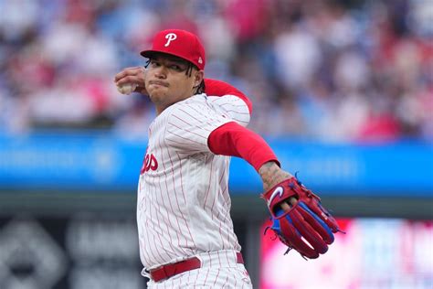 The Phillies 26 Man Roster For The Playoffs Wild Card Round