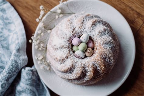 Recept Jednostavan I Savr En Za Uskrs Kuglof Od Limuna I Jogurta