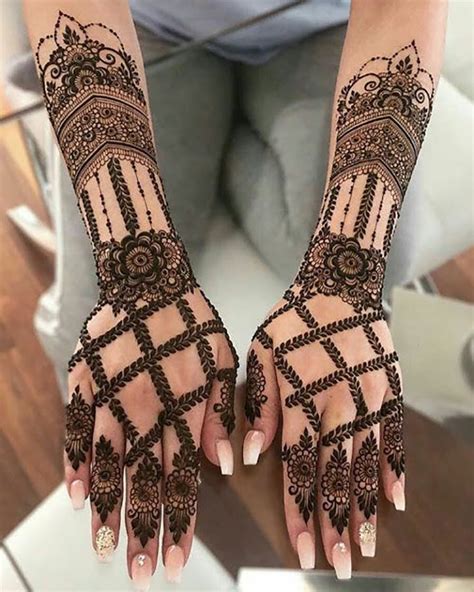 Floral Mehndi Design 5 ShaadiWish