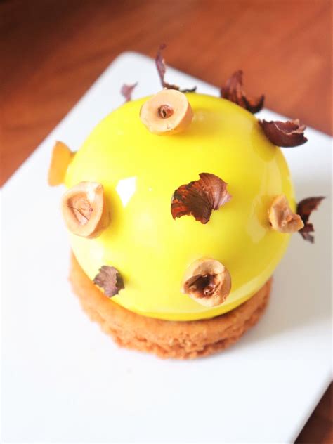 Sphères citron praliné noisette entremets individuels Recette