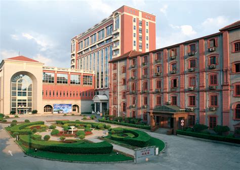 Shanghai Jiao Tong University School of Medicine (Shanghai, China)