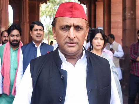 Every Construction By Bjp Falls Victim To Corruption Akhilesh Yadav On