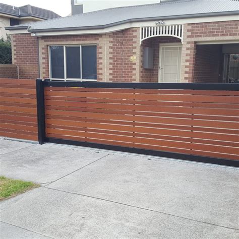 Aluminium Powder Coated Fencing And Balustrading Toughguard20