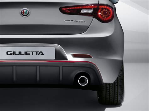 2016 Alfa Romeo Giulietta Facelift Unveiled Its Similar To The Austin