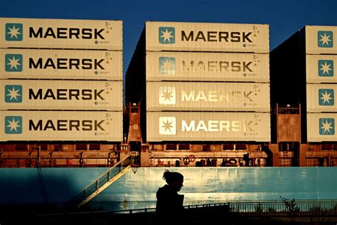 Shipping Giant Maersk Yet To Decide On Red Sea Route After Attack Daily Sabah