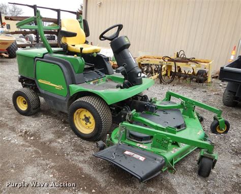 2004 John Deere 1435 Series II ZTR Lawn Mower In Emporia KS Item