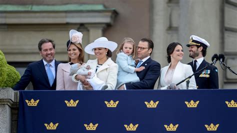 K Nigin Silvia Und K Nig Carl Xvi Gustaf Von Schweden Feiern