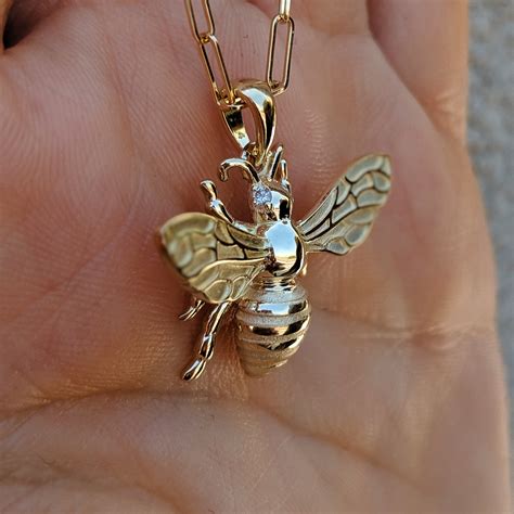 Diamond Queen Bee Pendant Necklace In 14k Solid Gold Official Quality