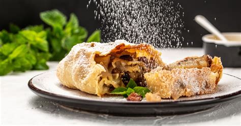 Simple Apple Strudel Recipe Houze Cook