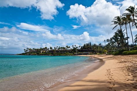 Information for Napili Bay Beach in Northwest Maui