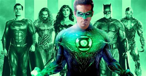 Zack Snyder almost made Ryan Reynolds return as Green Lantern for the ...