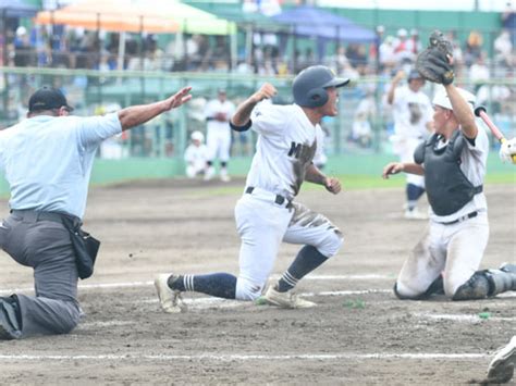 津田、菰野、三重が4強 夏の高校野球三重大会、明野―鈴鹿は継続試合 伊勢新聞