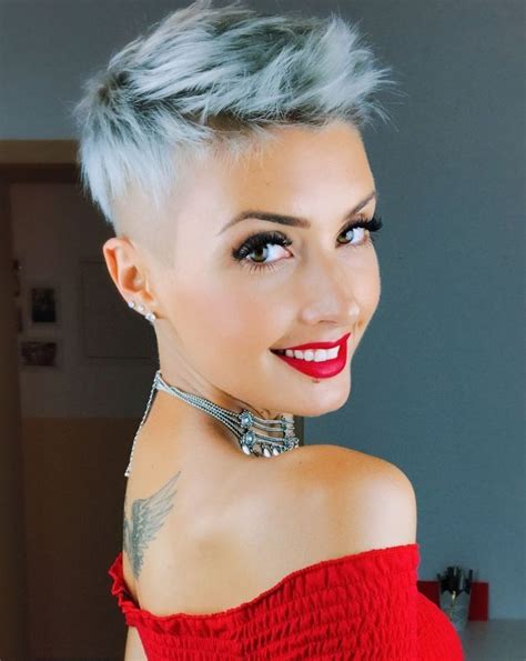 58 Hottest Shaved Side Short Pixie Haircuts Ideas For Woman In 2019 Page 28 Of 58 With Images