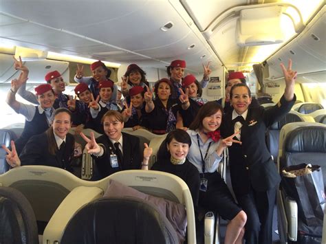 Primer vuelo transpacífico tripulado sólo por mujeres Aviación 21