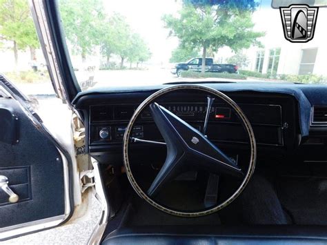 1971 Cadillac Superior Crown Sovereign Landulet Hearse 1 Of 450 Made