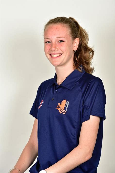 Iris Zwilling Player Portrait Espncricinfo