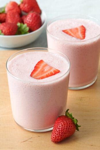 Strawberry Yogurt Smoothie No Banana Feel Good Foodie