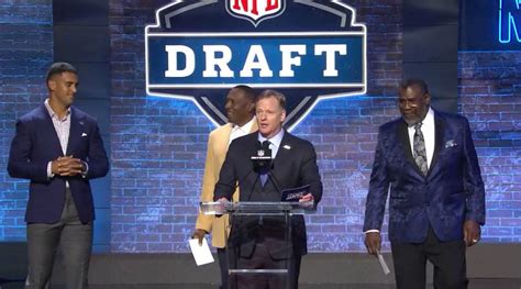 Watch: NFL commissioner Roger Goodell booed by fans at 2019 NFL Draft ...