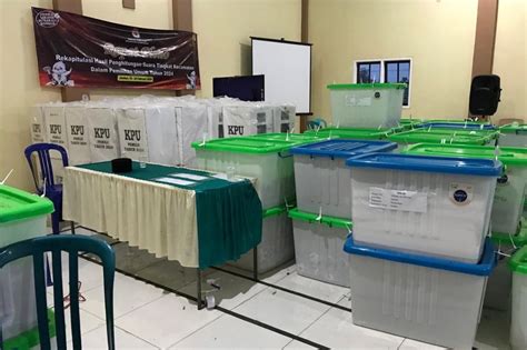 Timses Caleg Golkar Temukan Dugaan Penggelembungan Suara Caleg Lain Di Jember