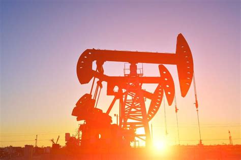 Oil Prices Stabilize Following Percent Uptick