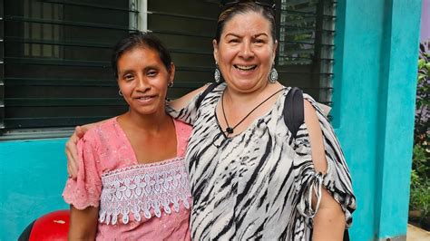 Amparo Visita A Do A Teresa Y Familia A La Madrina Le Toca Equipar El