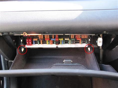 Bmw 330i Fuse Box Location